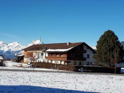 Barschtlerhof Lägenhet Axams Exteriör bild